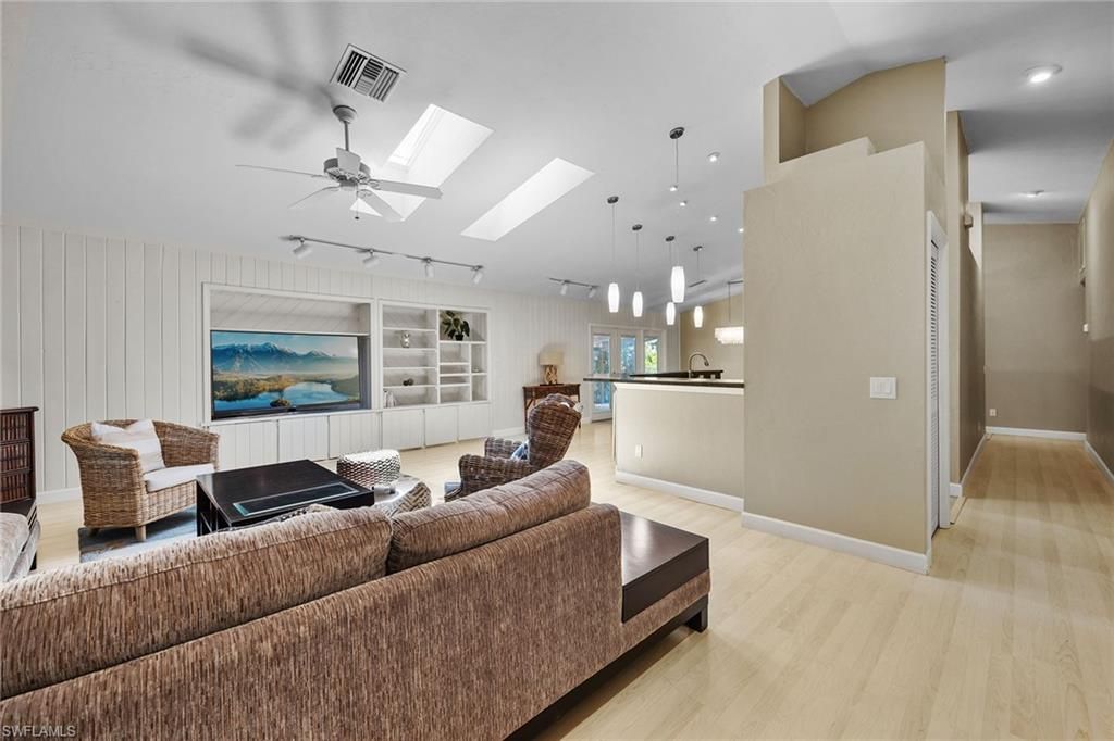 816 102nd AVE N, NAPLES, FL 34108 — photo 5