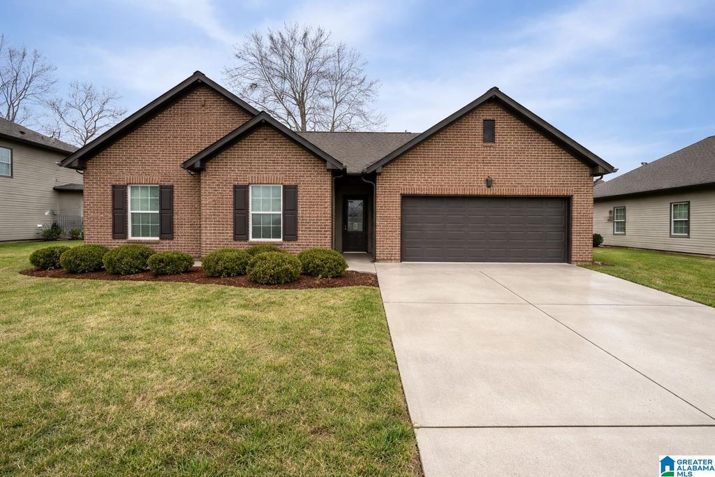 106 FALLING WATERS LANE, Alabaster, AL 35114