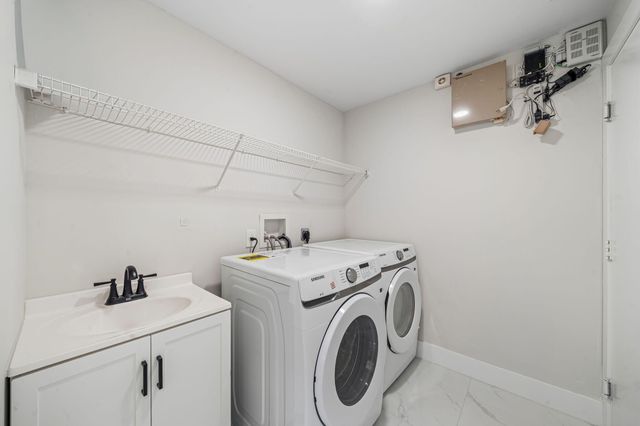 11431 Lanai Lane E, Boynton Beach, FL 33437