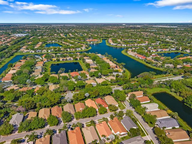 11431 Lanai Lane E, Boynton Beach, FL 33437