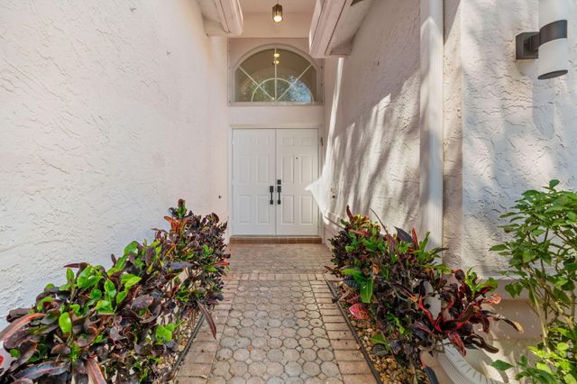 11431 Lanai Lane E, Boynton Beach, FL 33437