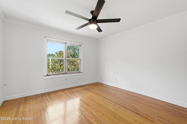 114 Oxford Pl, Louisville, KY 40207