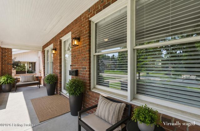 114 Oxford Pl, Louisville, KY 40207