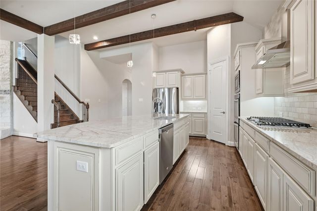 327 Westwood Drive, League City, TX 77573