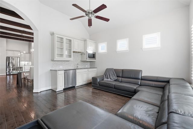 327 Westwood Drive, League City, TX 77573