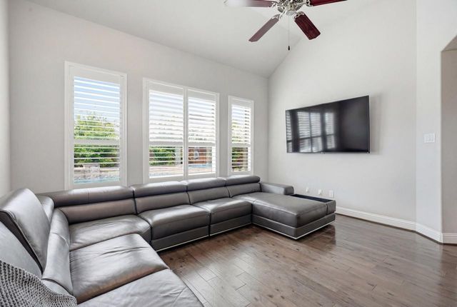 327 Westwood Drive, League City, TX 77573