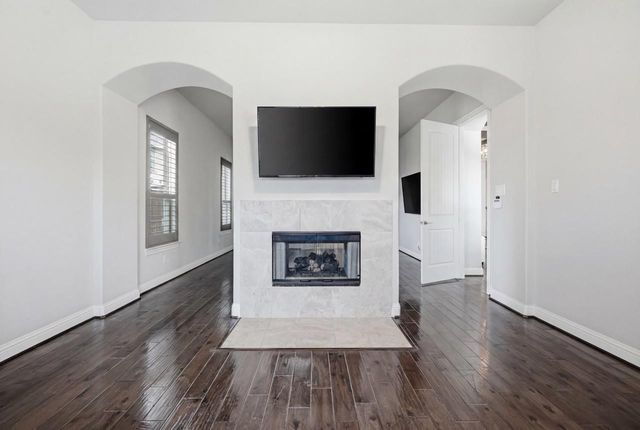 327 Westwood Drive, League City, TX 77573