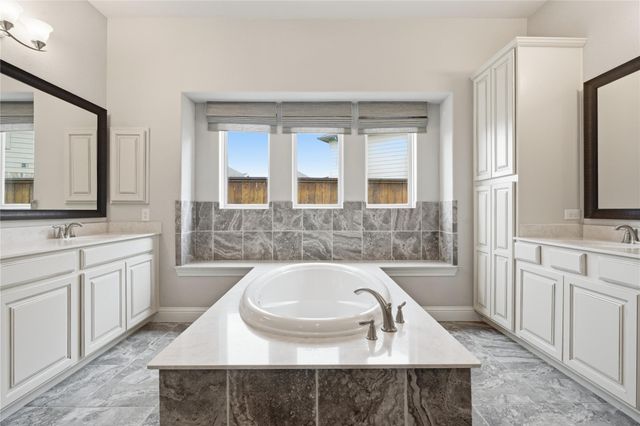 327 Westwood Drive, League City, TX 77573