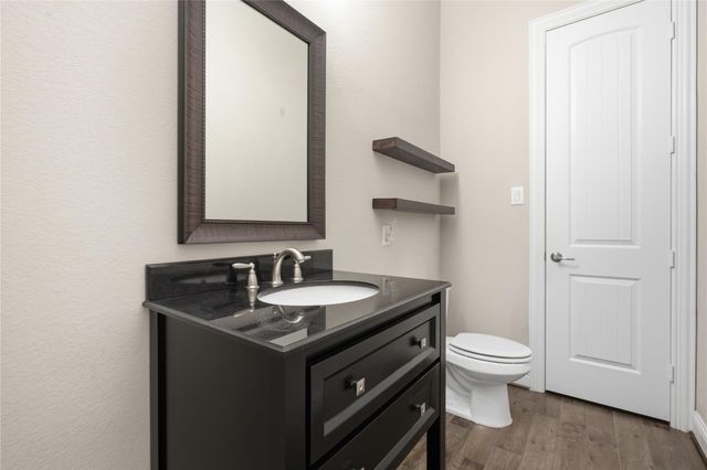 327 Westwood Drive, League City, TX 77573