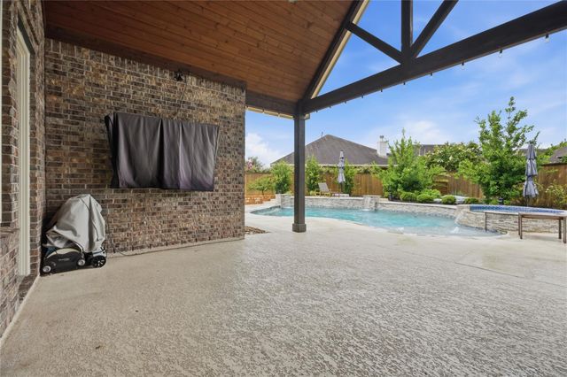 327 Westwood Drive, League City, TX 77573