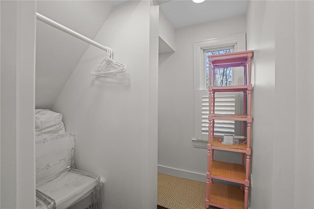 8 Cross Street 1, Newport, RI 02840
