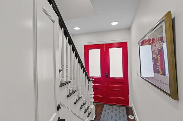 8 Cross Street 1, Newport, RI 02840