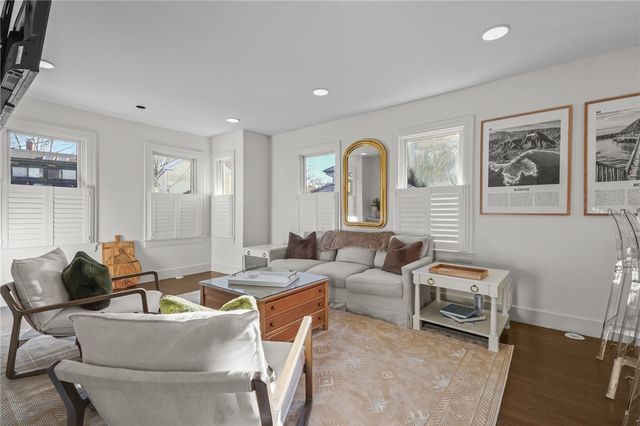 8 Cross Street 1, Newport, RI 02840