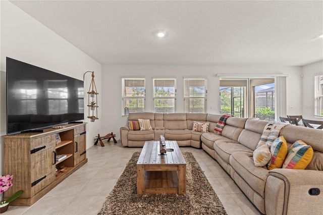 7630 OAKMOSS LOOP, Davenport, FL 33837