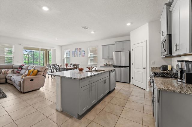 7630 OAKMOSS LOOP, Davenport, FL 33837