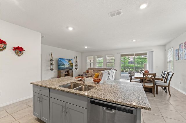 7630 OAKMOSS LOOP, Davenport, FL 33837