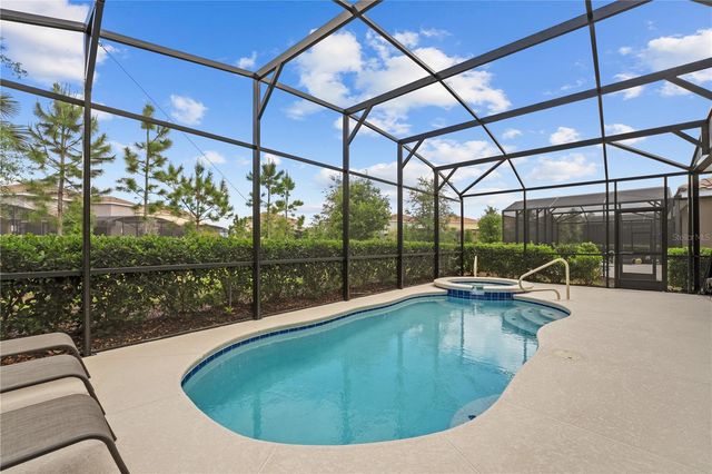 7630 OAKMOSS LOOP, Davenport, FL 33837