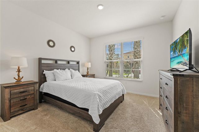 7630 OAKMOSS LOOP, Davenport, FL 33837