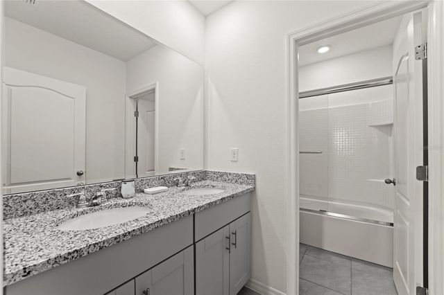 7630 OAKMOSS LOOP, Davenport, FL 33837