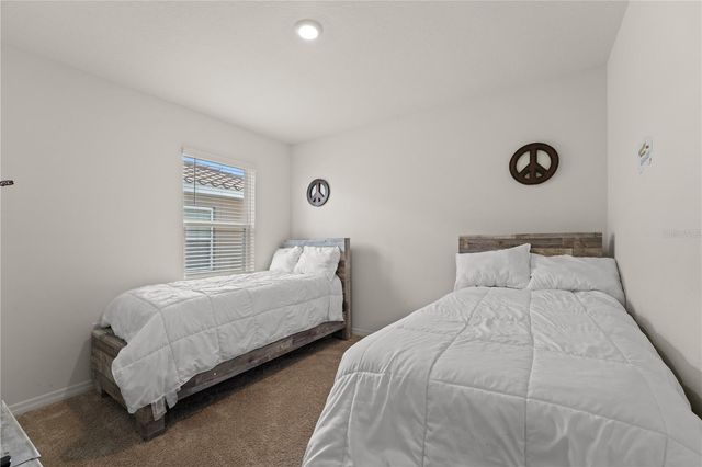 7630 OAKMOSS LOOP, Davenport, FL 33837