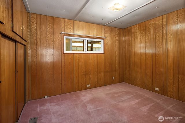 6037 NE BLAKELY Avenue, Bainbridge Island, WA 98110