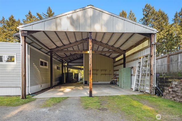6037 NE BLAKELY Avenue, Bainbridge Island, WA 98110