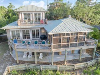 522 E Huron Avenue, Folly Beach, SC 29439