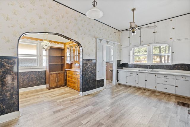 4124 CROCKETT Street, Amarillo, TX 79110