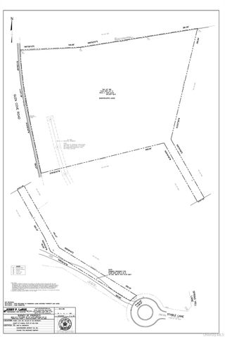 6 Stable Lane, Old Westbury, NY 11568