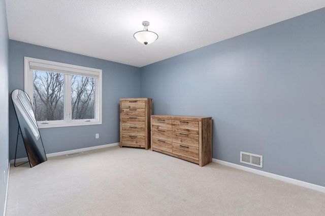 5420 Spring Lane, Minnetonka, MN 55345