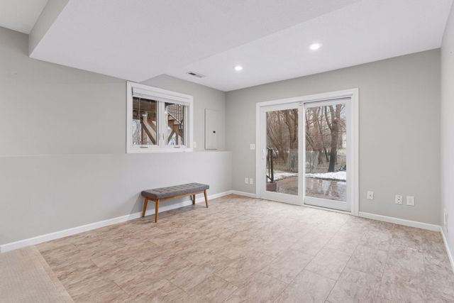 5420 Spring Lane, Minnetonka, MN 55345