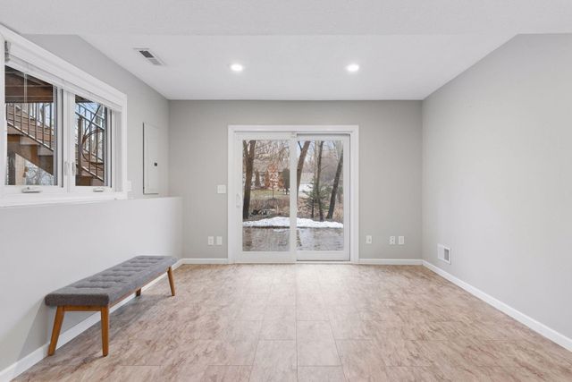 5420 Spring Lane, Minnetonka, MN 55345