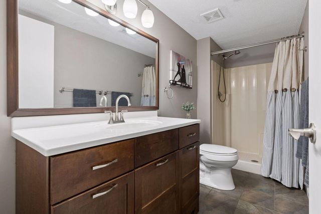 5420 Spring Lane, Minnetonka, MN 55345