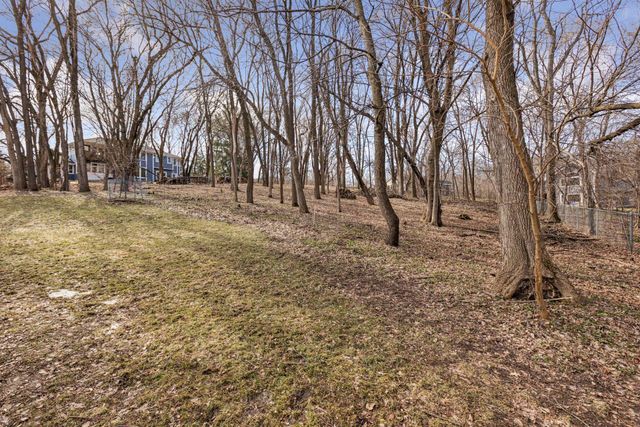 5420 Spring Lane, Minnetonka, MN 55345