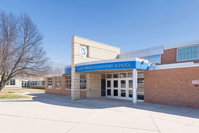 5420 Spring Lane, Minnetonka, MN 55345