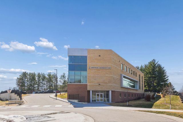 5420 Spring Lane, Minnetonka, MN 55345