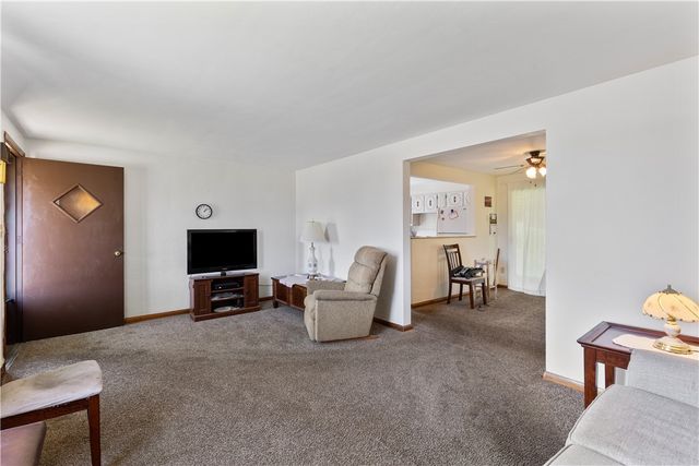1334 Overdale Dr, West Homestead, PA 15120