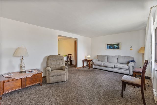 1334 Overdale Dr, West Homestead, PA 15120