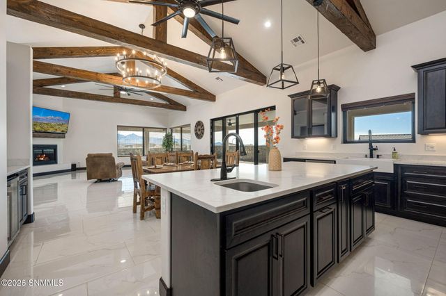 4641 Mesa Rico Drive, Las Cruces, NM 88011