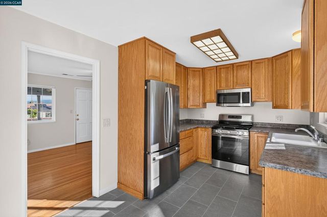 831 Fulton Way, El Sobrante, CA 94803