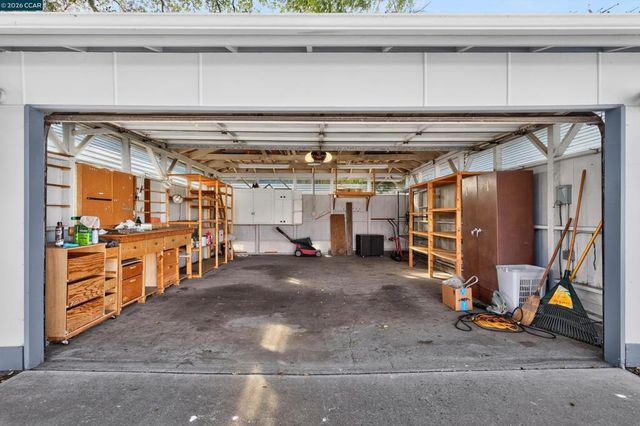 831 Fulton Way, El Sobrante, CA 94803