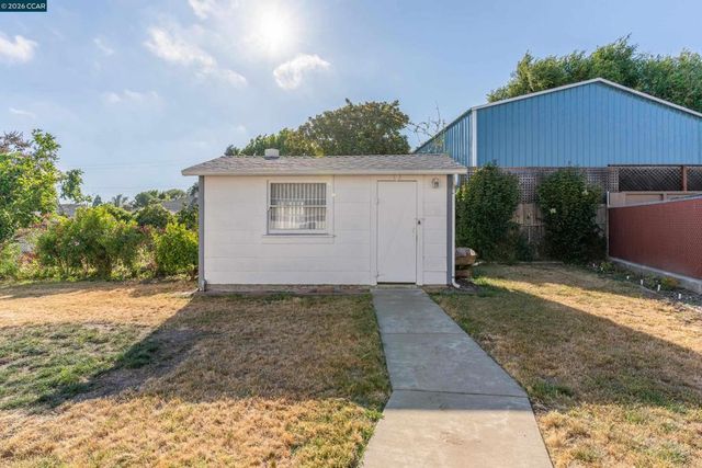 831 Fulton Way, El Sobrante, CA 94803