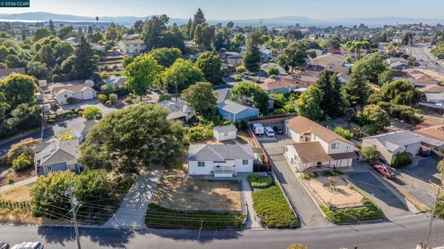 831 Fulton Way, El Sobrante, CA 94803