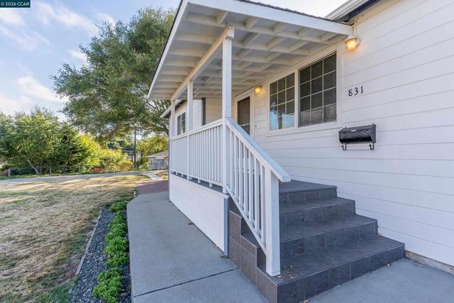 831 Fulton Way, El Sobrante, CA 94803