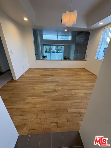 444 W Avenue 37, Los Angeles, CA 90065