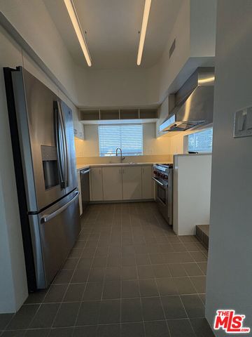 444 W Avenue 37, Los Angeles, CA 90065