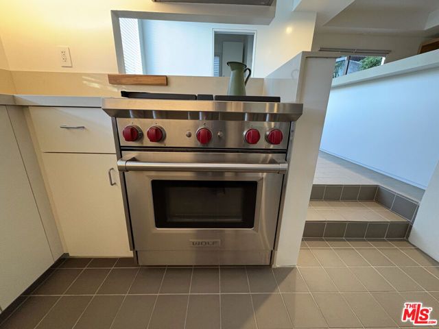 444 W Avenue 37, Los Angeles, CA 90065