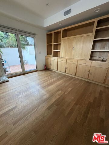 444 W Avenue 37, Los Angeles, CA 90065