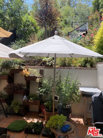 444 W Avenue 37, Los Angeles, CA 90065