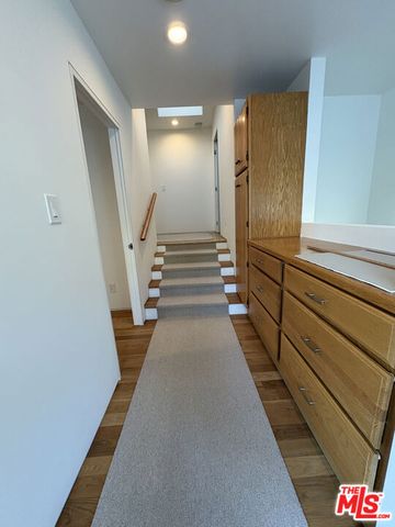 444 W Avenue 37, Los Angeles, CA 90065